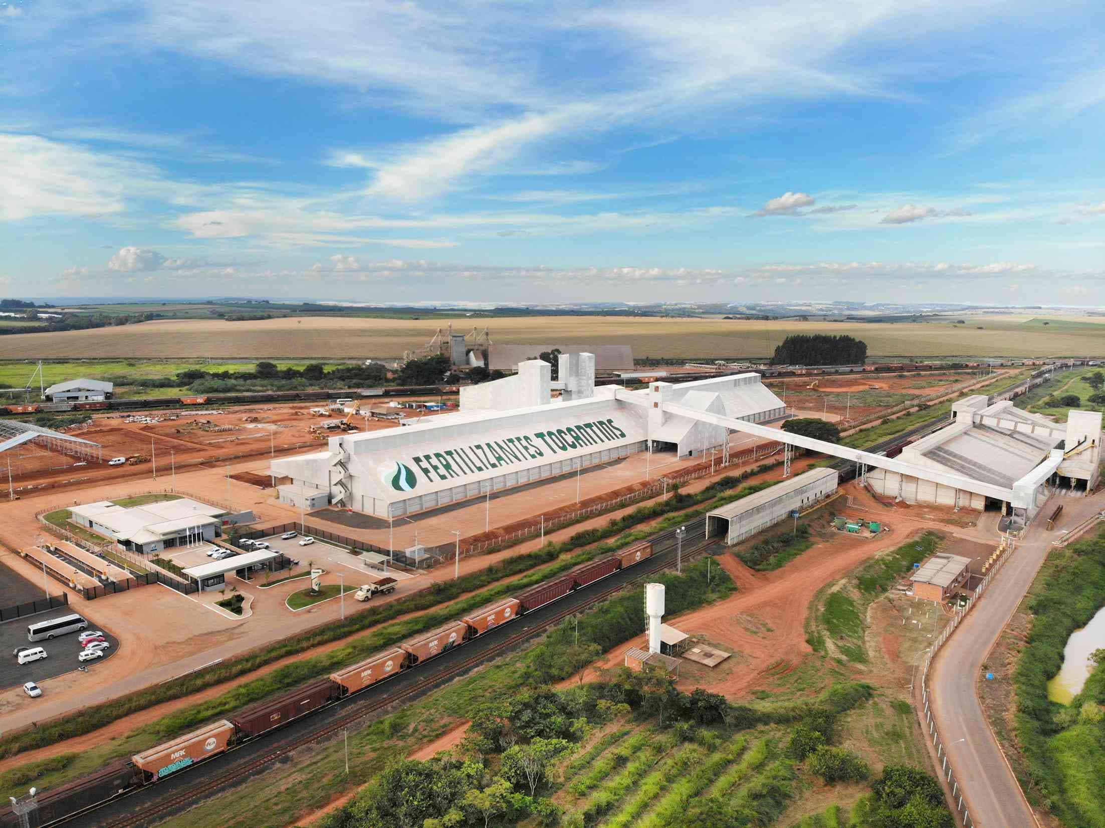 Fertilizantes Tocantins inaugura em Araguari planta de R$ 91 milhões