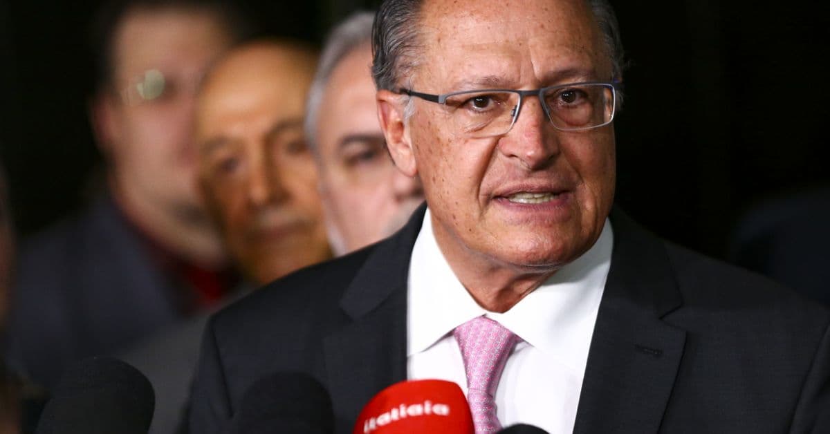 Reforma tributária vai atrair investimentos, diz Alckmin