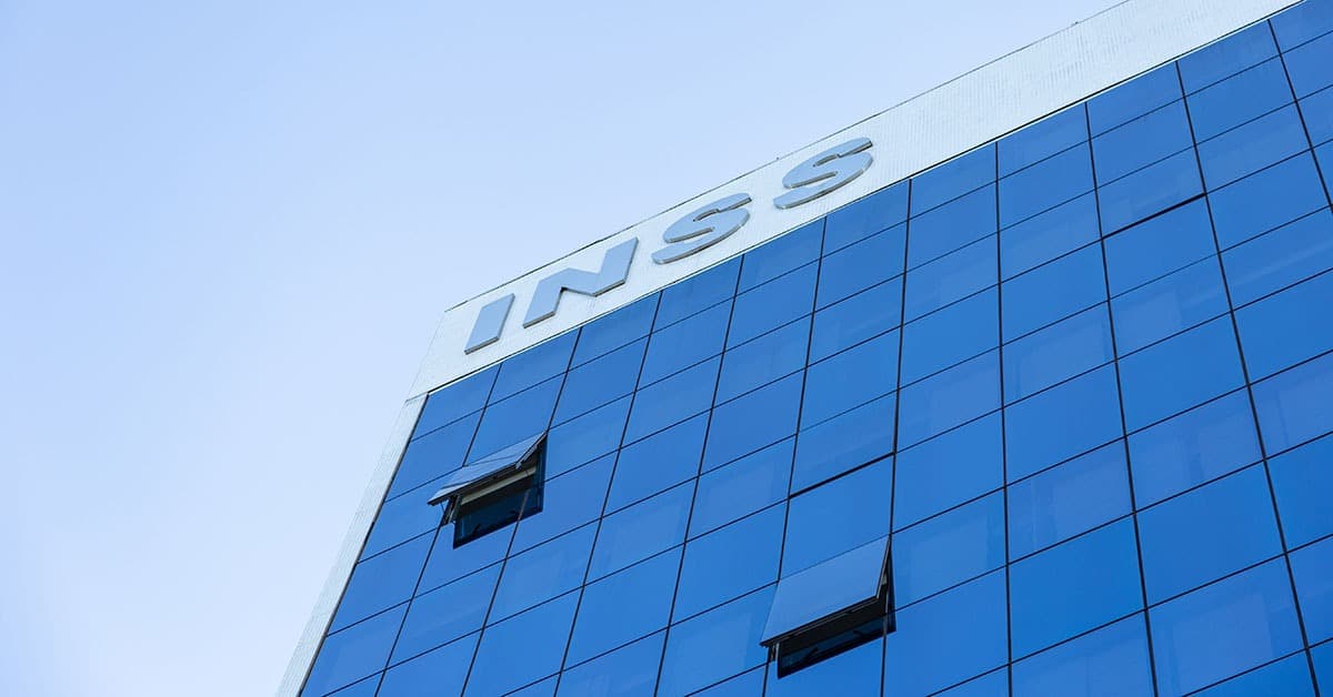 INSS e Caixa são as empresas mais processadas do Brasil
