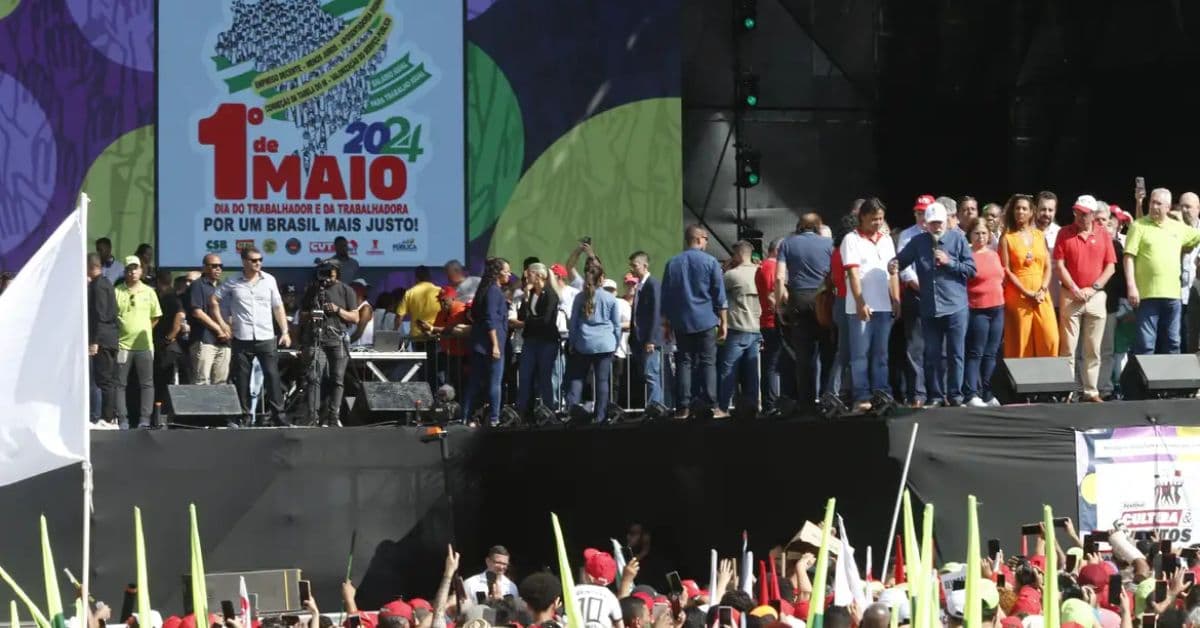 Lula sanciona lei que altera tabela do Imposto de Renda
