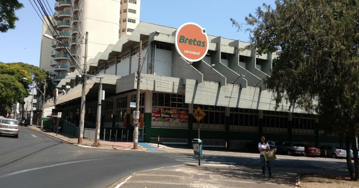 Bretas Supermercados lança loja on-line integrada ao WhatsApp
