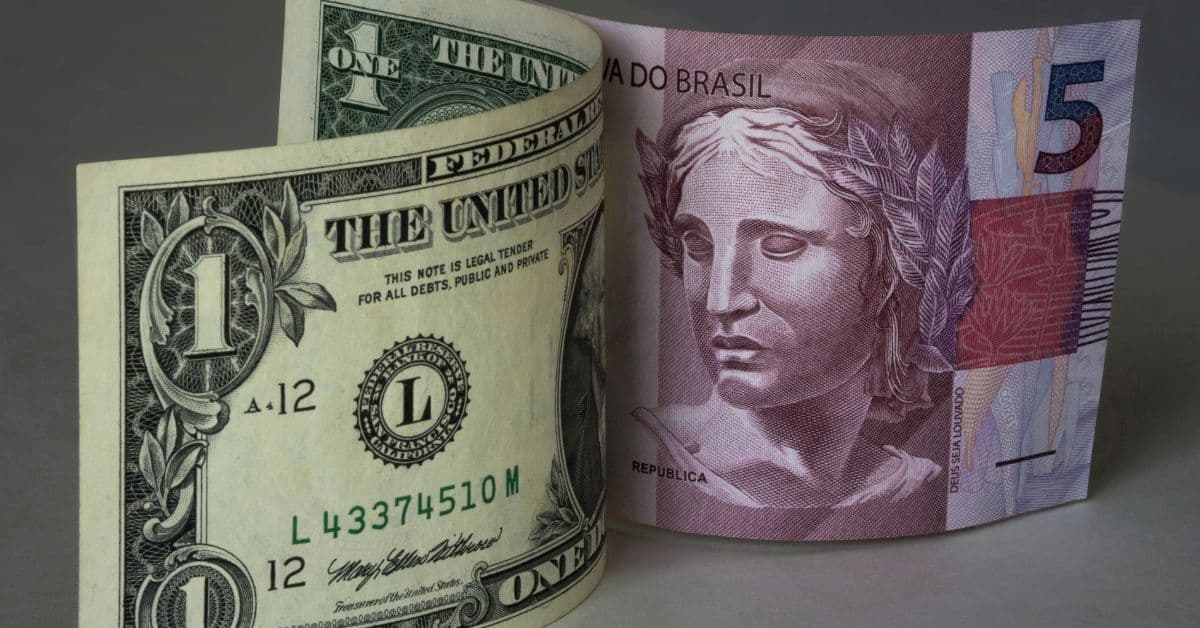 Real está entre moedas mais desvalorizadas frente ao dólar; veja ranking