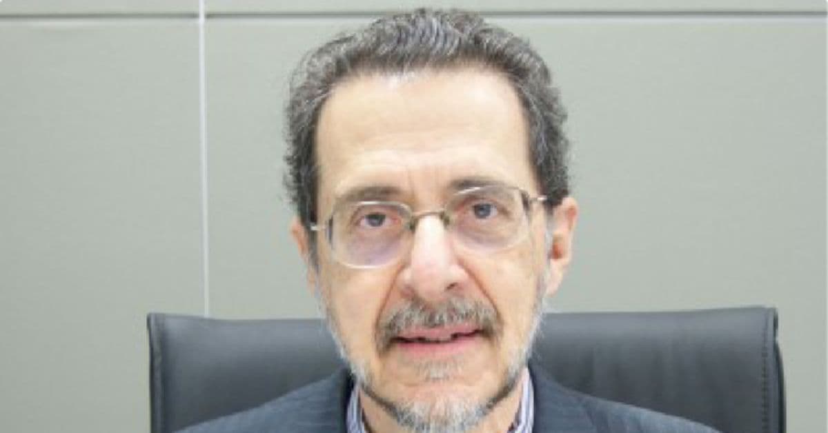 Paulo Beirão é o mais novo professor emérito da UFMG