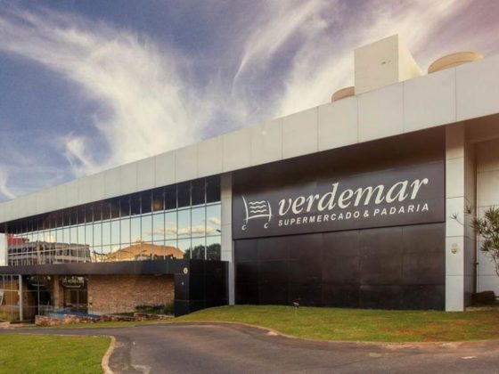 Fachada do supermercado Verdemar com escala de 15 dias de folga por mês