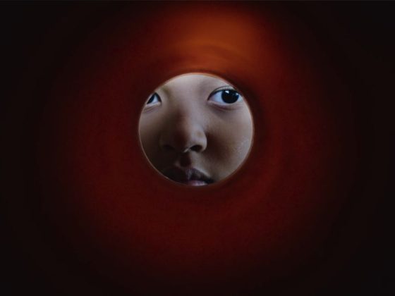 Cena do filme Nosso Segredo, vencedor do Kikito de Ouro no Festival de Gramado 2026