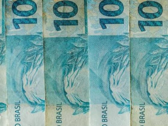 Reais, representando as mudanças na compra de créditos judiciais.