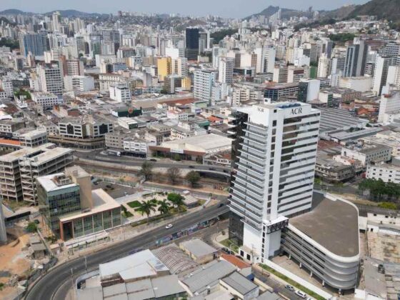 Prédios em JF, representando as doações de imóveis em Juiz de Fora.