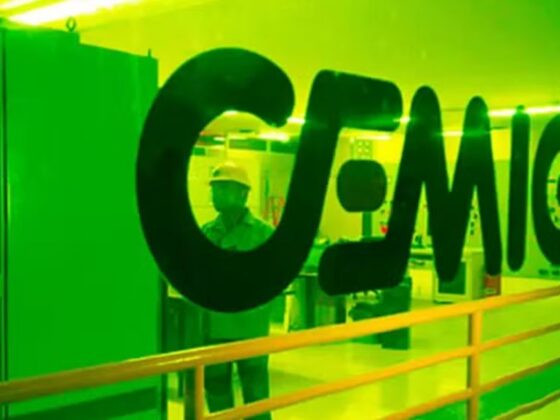 Logo da Cemig, representando o envolvimento de do ex-diretor da Cemig SIM com o caso do Banco Master.