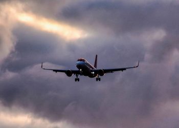 avião