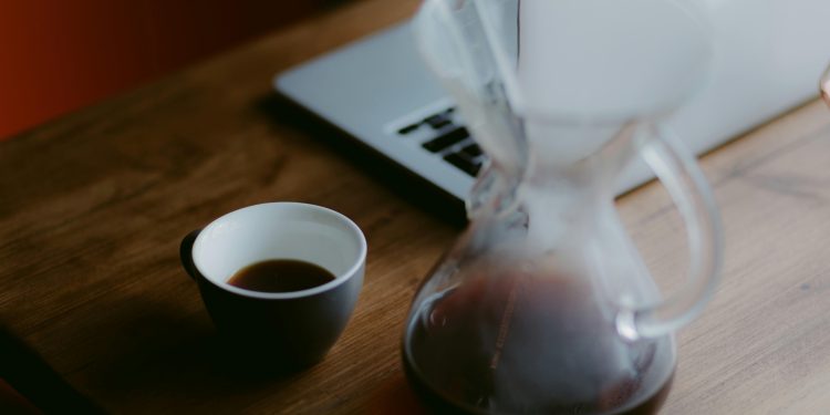 café