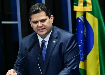 davi alcolumbre presidente do senado