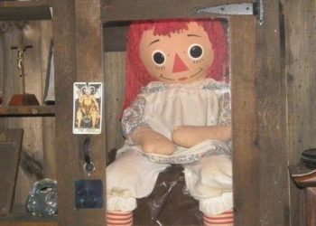 Boneca Annabelle