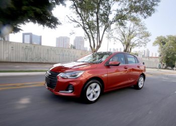Carro Chevrolet Onix