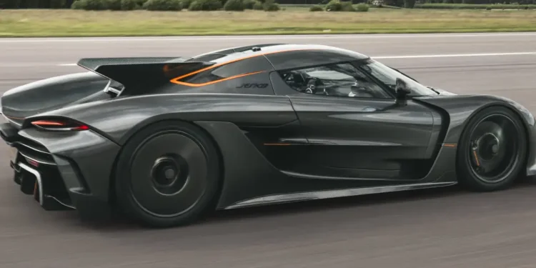Koenigsegg Jesko Absolut carro