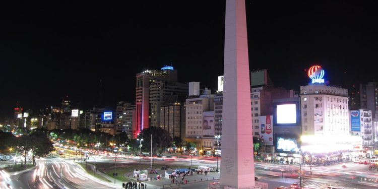 Buenos Aires, Argentina (Imagem de Matias Cruz por Pixabay)