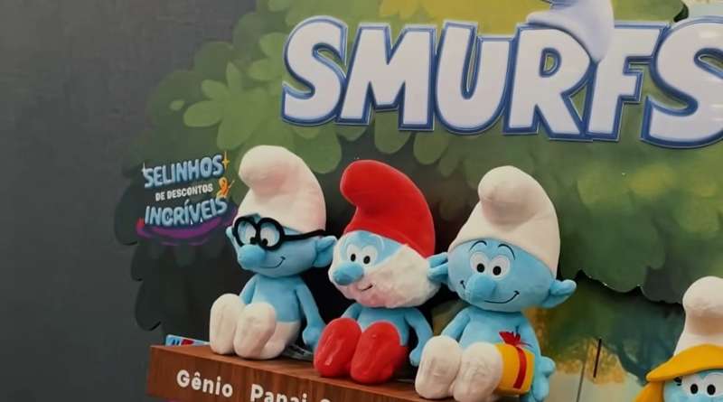 campanha supermercados smurfs