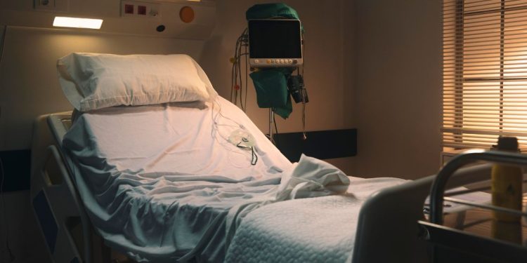 cama de hospital