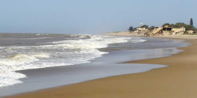Praia de Atafona
