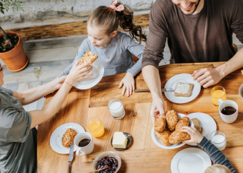 comer café da manhã