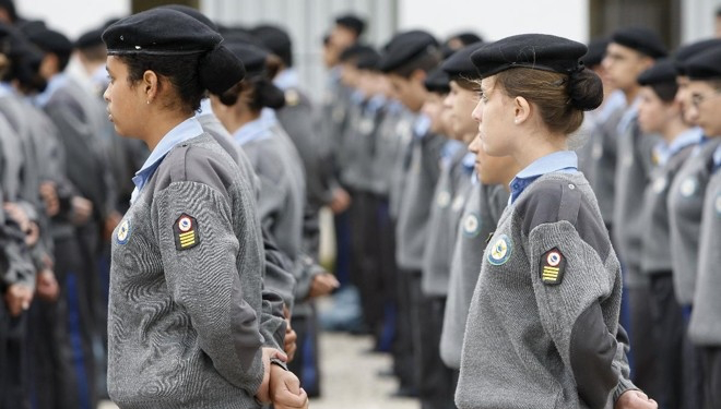 escola militar