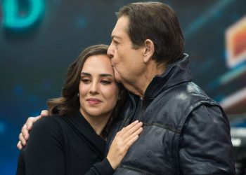 Lara Silva e Faustão (Foto: Divulgação/Band)