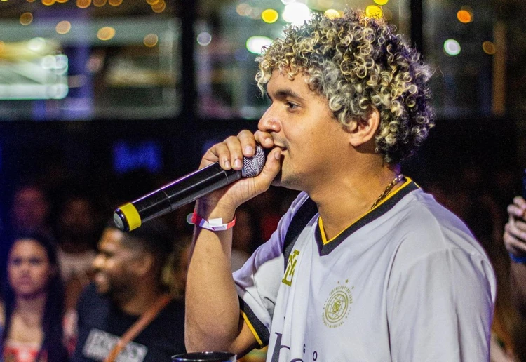 mc estudante
