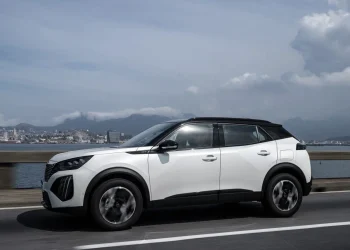 Peugeot 2008 Hybrid (Foto: Peugeot/Divulgação)