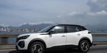 Peugeot 2008 Hybrid (Foto: Peugeot/Divulgação)