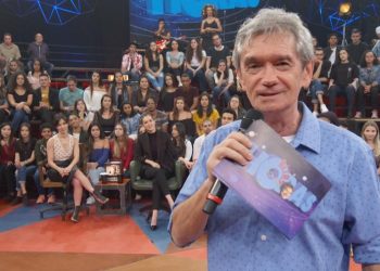 Serginho Groisman no 'Altas Horas' (Imagem: Divulgação/Globo)