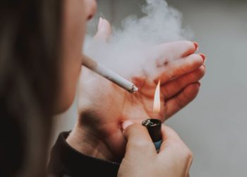 O exame recomendado para todas as pessoas que fumam ou já fumaram, segundo um cardiologista