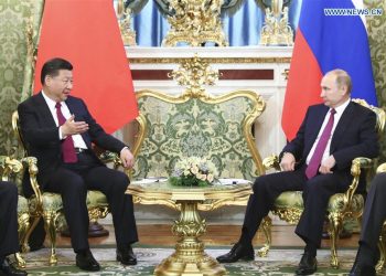 Xi Jinping e Vladimir Putin em 2017 (Foto: Xinhua/Xie Huanchi)