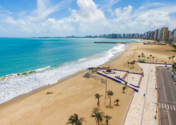 Praia de Iracema, em Fortaleza (Foto: Jade Queiroz/MTur)