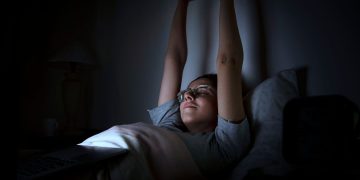 acordando de madrugada