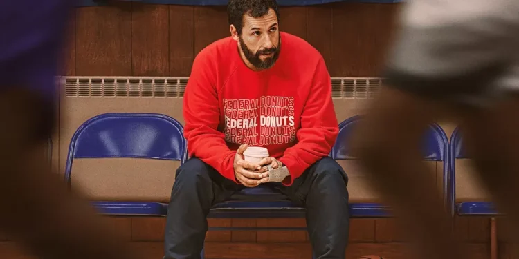 Adam Sandler em 'Arremessando alto' (2022) (Foto: Netflix/Divulgação)