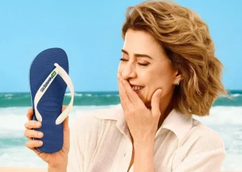 Fernanda Torres (Imagem: Reprodução/Instagram/@havaianas)