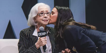 Bruna Marquezine e Fernanda Montenegro