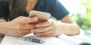 celular universidade