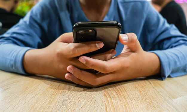 celular adolescente 16 anos