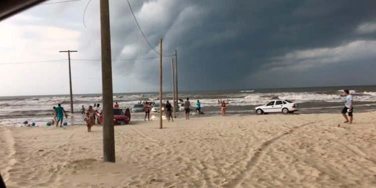 tsunami santa catarina