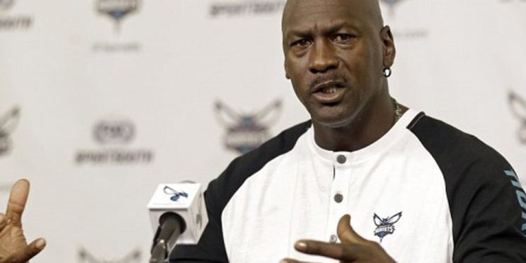 Michael Jordan (Foto: Divulgação/Hornets