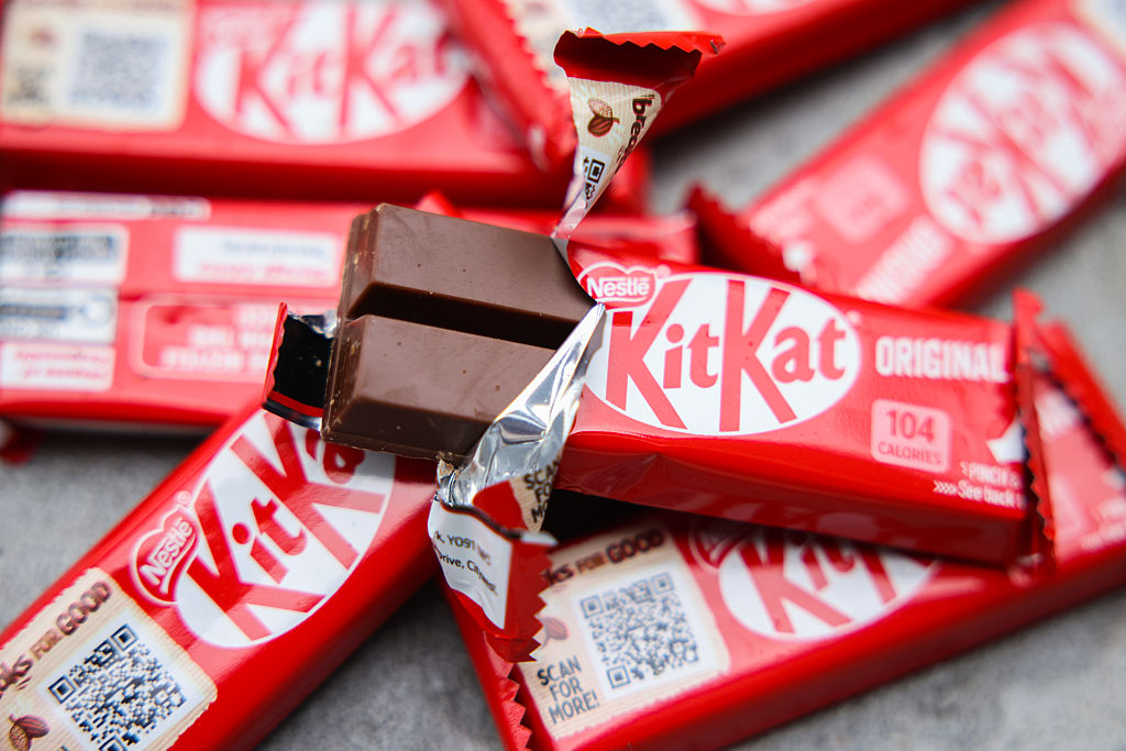 kit kat chocolate nestlé roubado