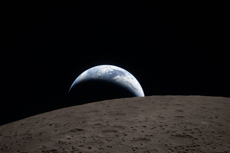 foto artemis ii nascer terra iconico