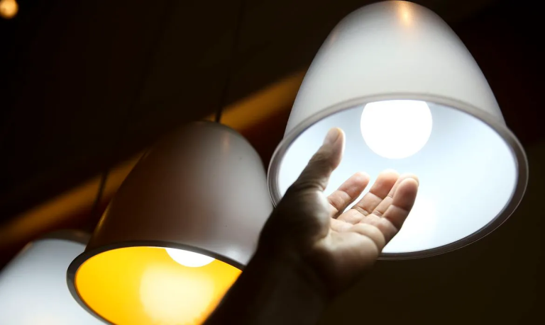 luz lampada energia conta