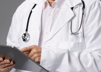médico