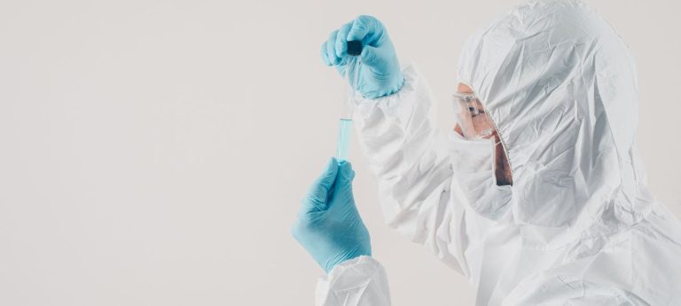 médico traje de proteção