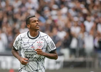 Jô (Foto: Rodrigo Coca / Ag.Corinthians)