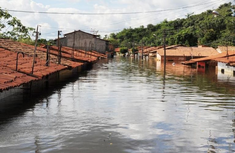 enchente chuva tempestade brasil