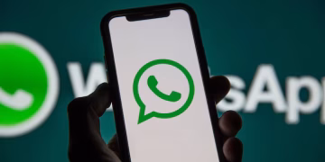 whatsapp celular