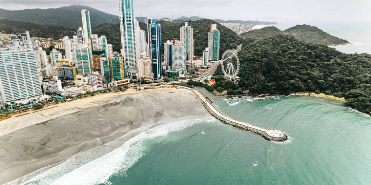 balneario camboriu ponte cidade