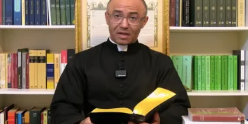 padre DF excomungado